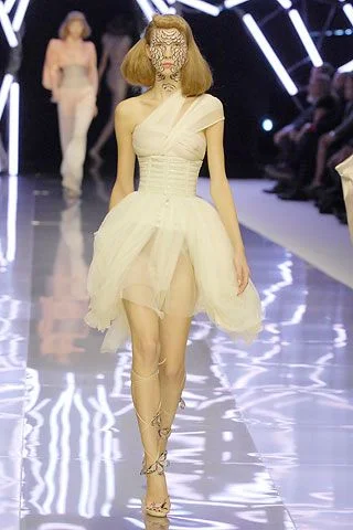 Look 14